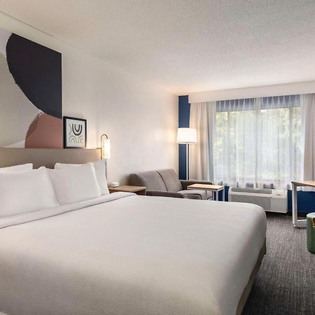 Spark By Hilton Mystic Groton Exterior foto
