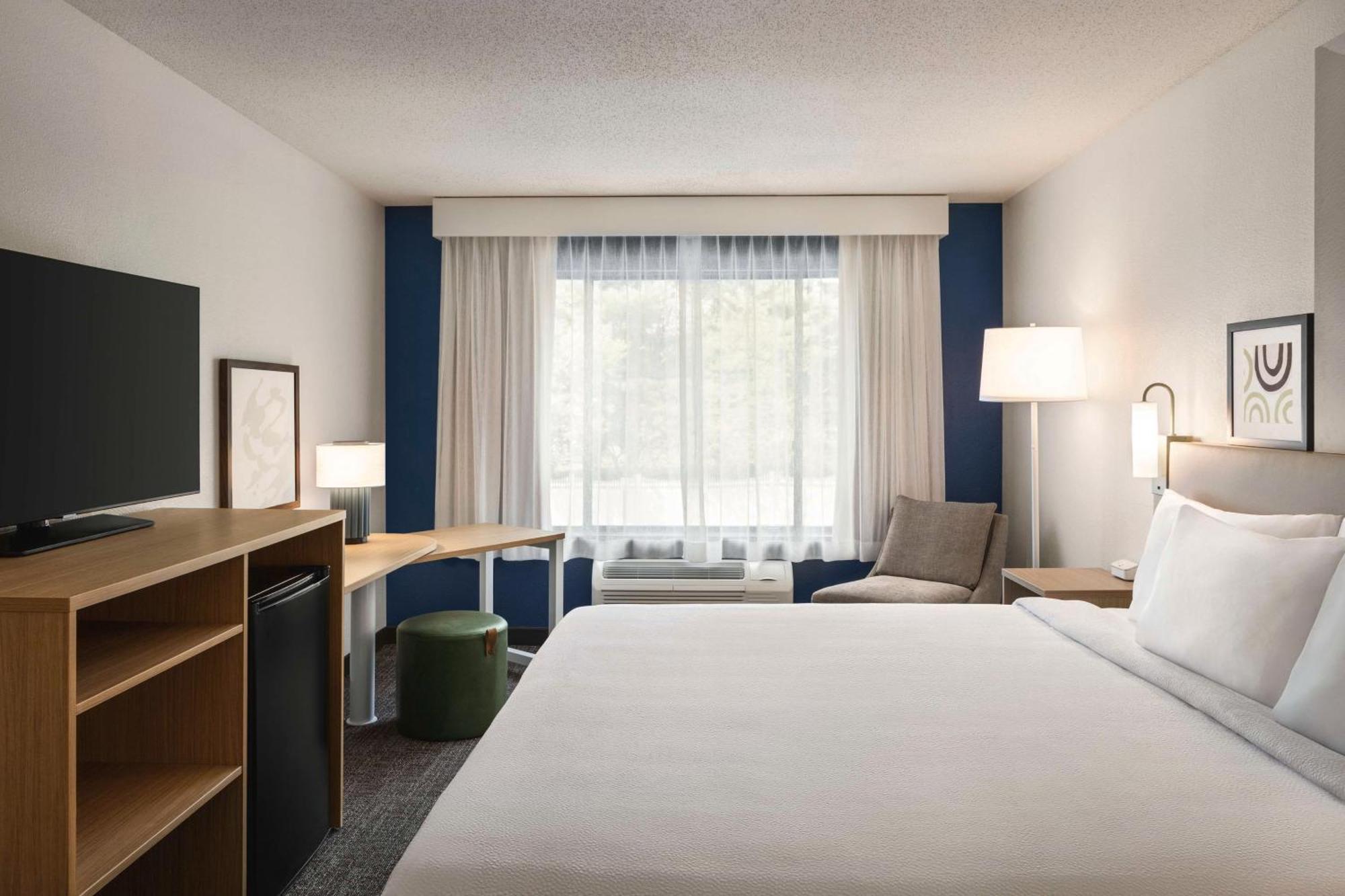 Spark By Hilton Mystic Groton Exterior foto